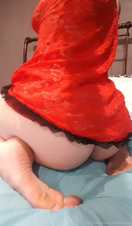 luxlivesxxx star nudes pics