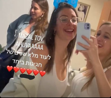 swinger milf onlyfans art naked galleries