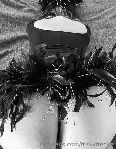 friskyfreckle model hot pics