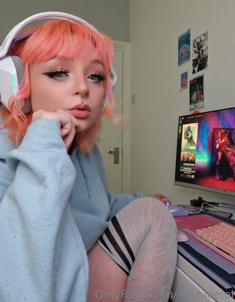 itskhloelol free star archive