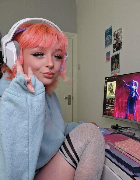 itskhloelol hd model photos