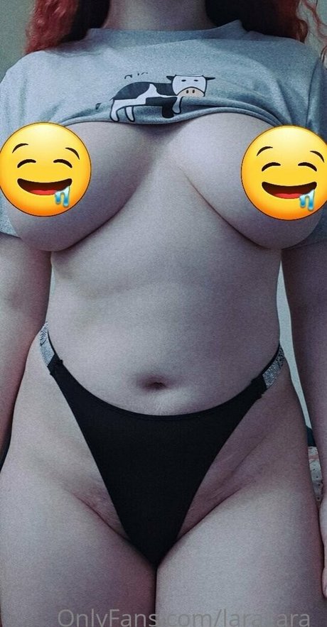 laracara_ model sex img