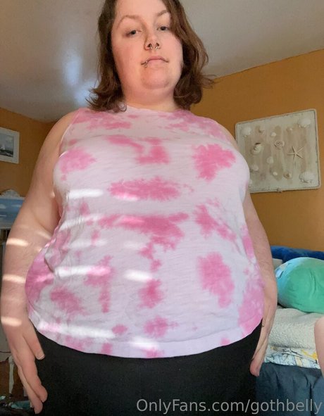 gothbelly model pornographic photos