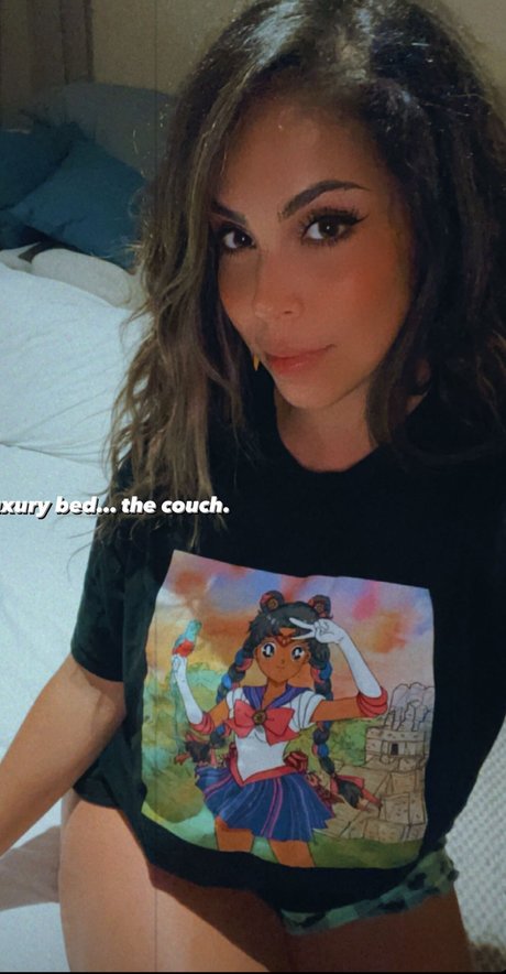 Gigi Saul Guerrero hd model images