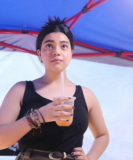 Iman Vellani porn actress photos