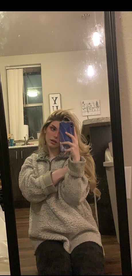 autumn onlyfans perfect picture