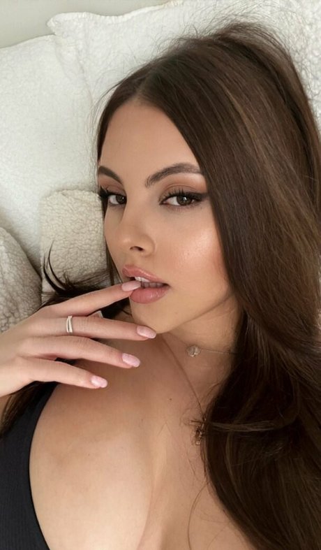 Nicole O pornstar adult images