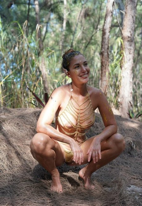 Ana Lucia Silva naked model photo