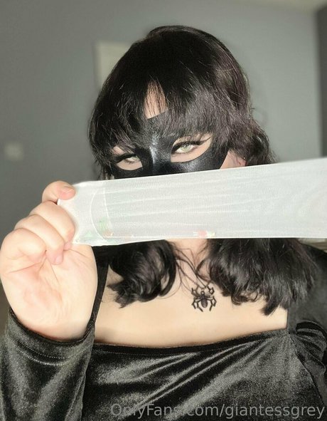 giantessgrey hd model image