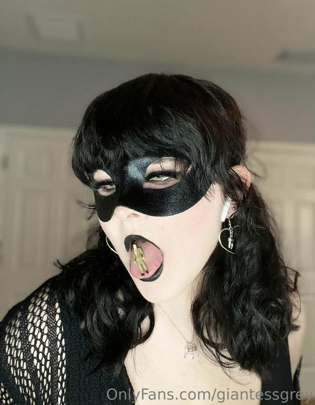 giantessgrey erotic model images