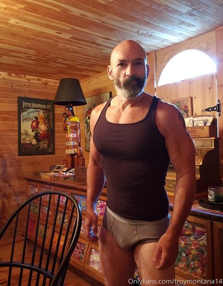 troymontana14 erotic model galleries