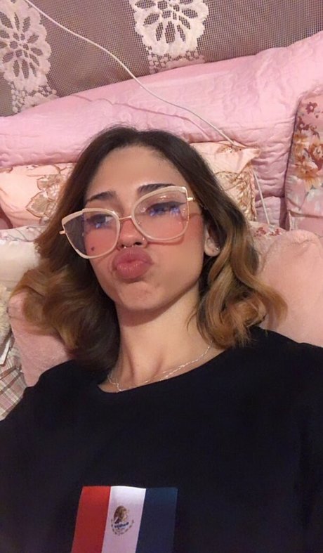 Sabrina Helil star nudes pic