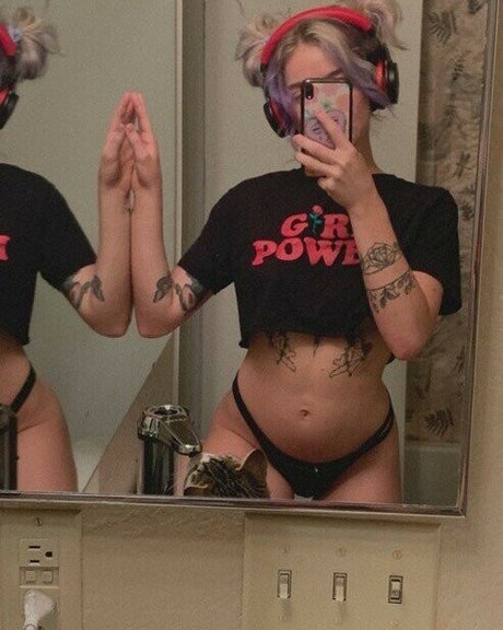 kambiiiii porn actress img