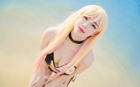 Luximity model hd photo