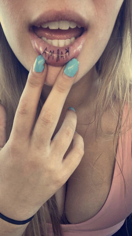 Lilly A exclusive star photo