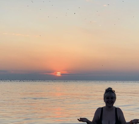 Charlotte A free star pics