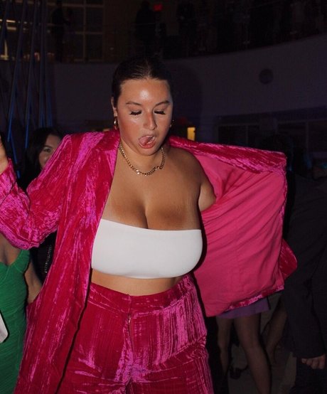 Erin Moore star top gallery