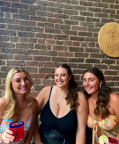 Erin Moore nice actress gallery