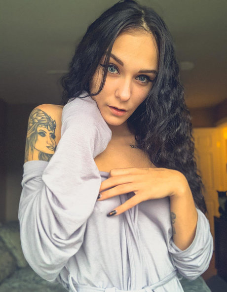 scarletsummerx Profile pic