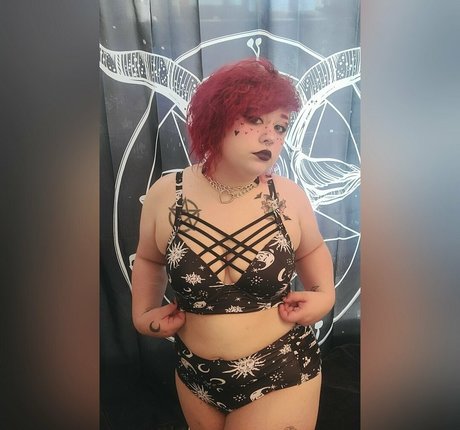 invictastyxx star beautiful pics