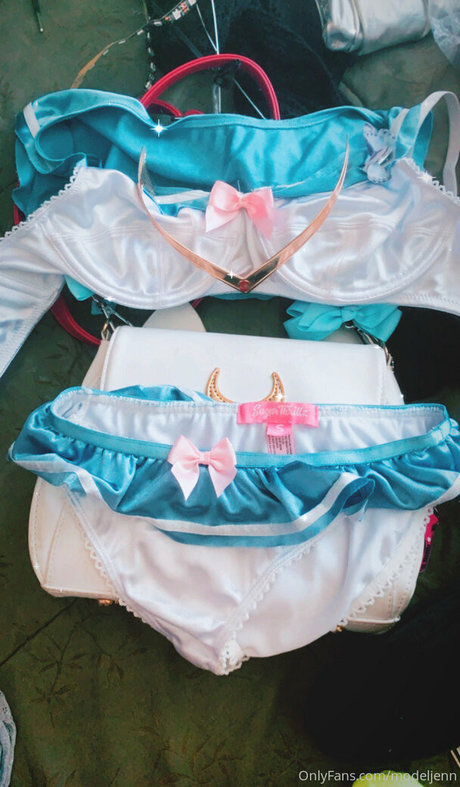 modeljenn star high quality picture