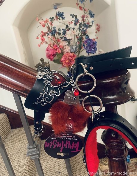 modeljenn adult model picture