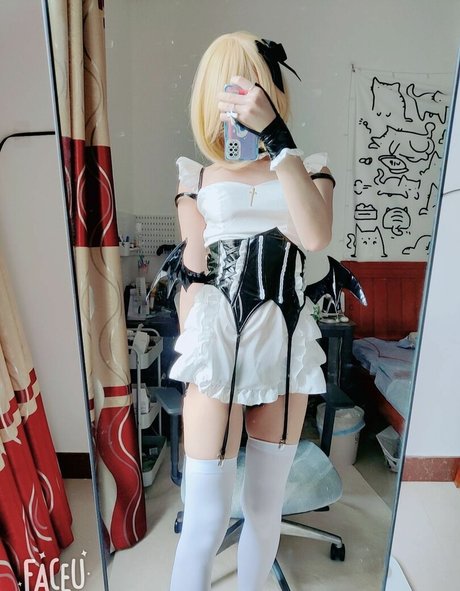 Jessica Milkybar xxx model img