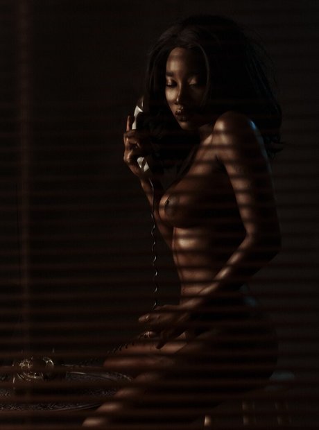 Mimi Desuka art actress images