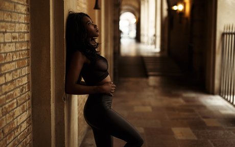 Mimi Desuka Quick model image