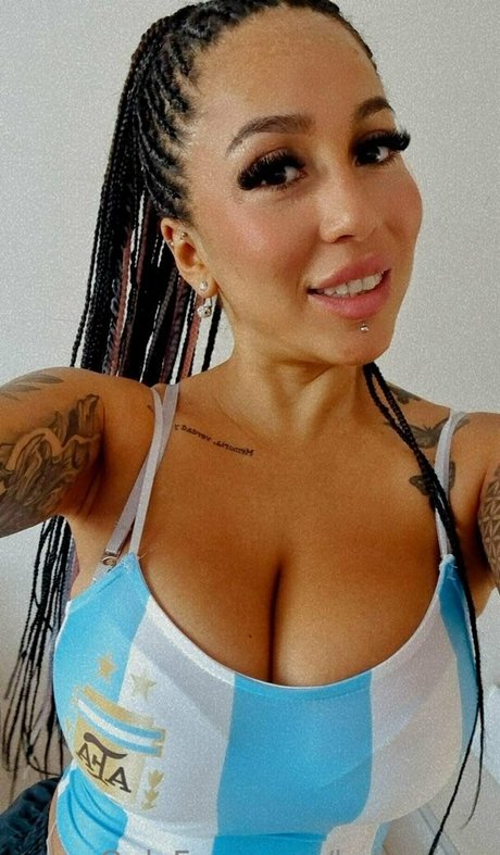 kebanisca pornstar free pics