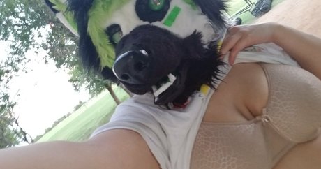 bigtittytusky model perfect gallery