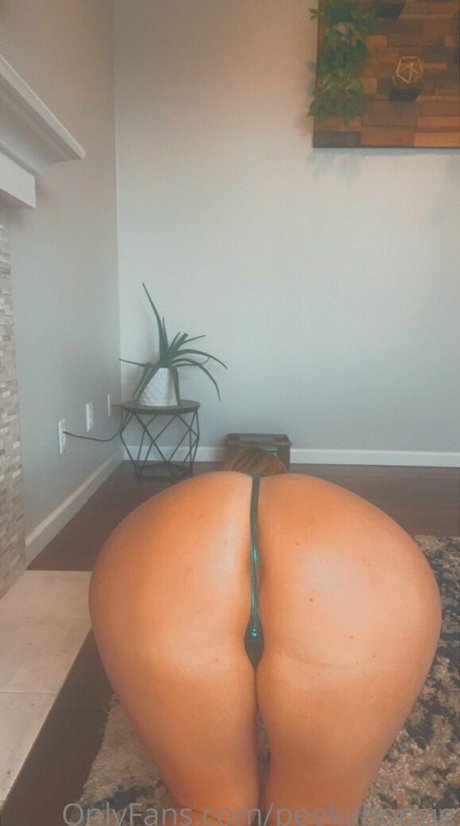 peekaboozie model sex gallery