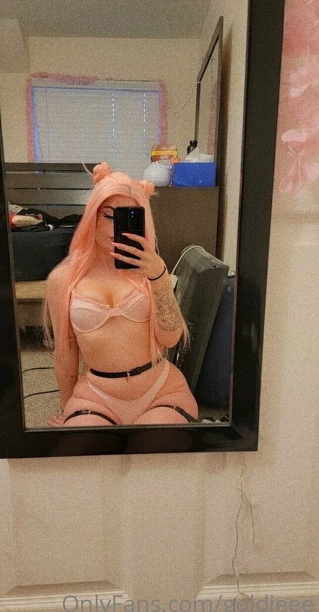 goldieee pornstar beautiful img