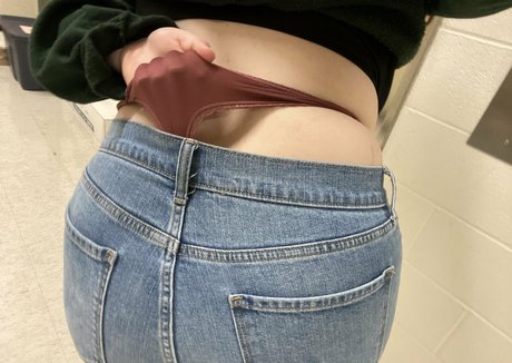 ilovewedgies star hot picture