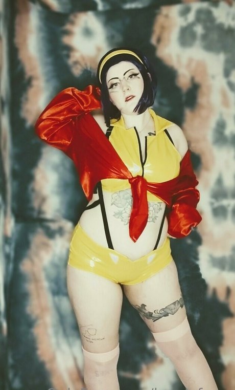 lovelyfawn erotic model image