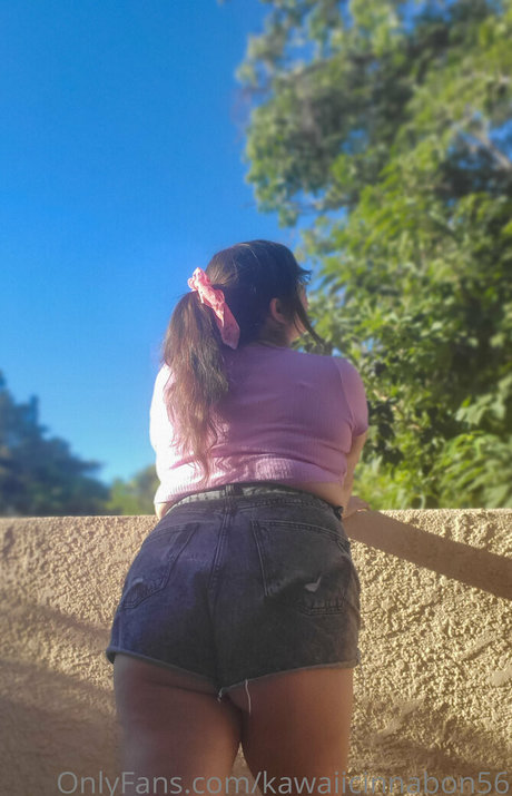 kawaiicinnabon56 model exclusive pics