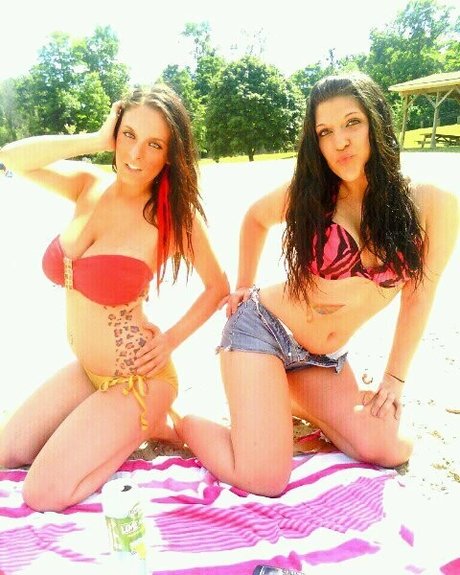 Emma Lynn Slavin exclusive model photos