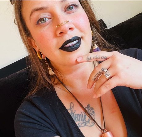 Goddess Dystopia nice actress pictures