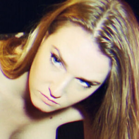 magnetvideo model hot image