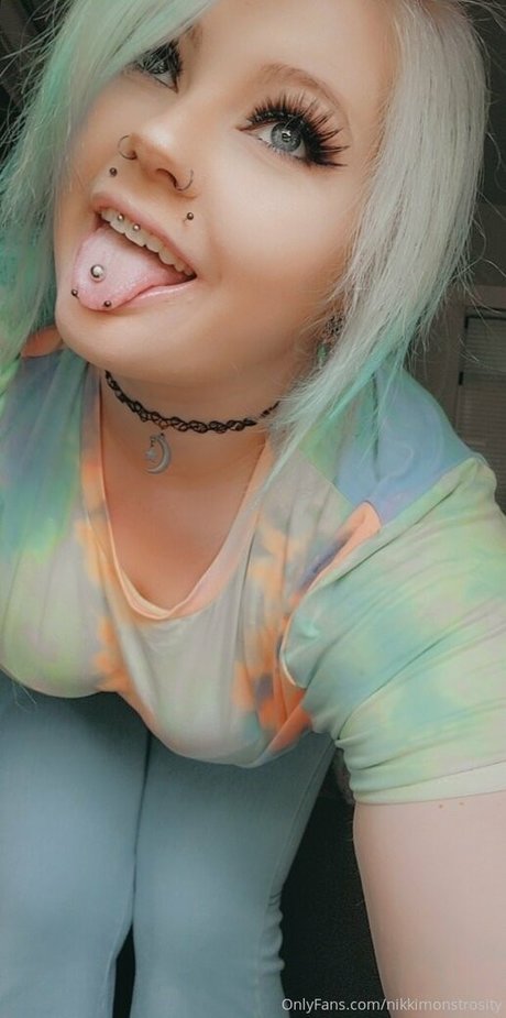 nikkimonstrosity exclusive pornstar img