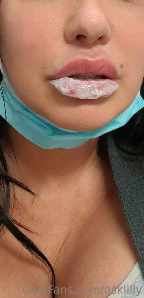 asklilly free actress pic