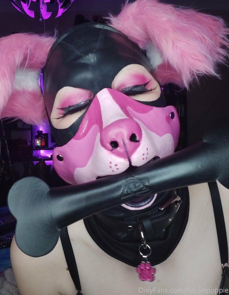 flossiepuppie nude model img