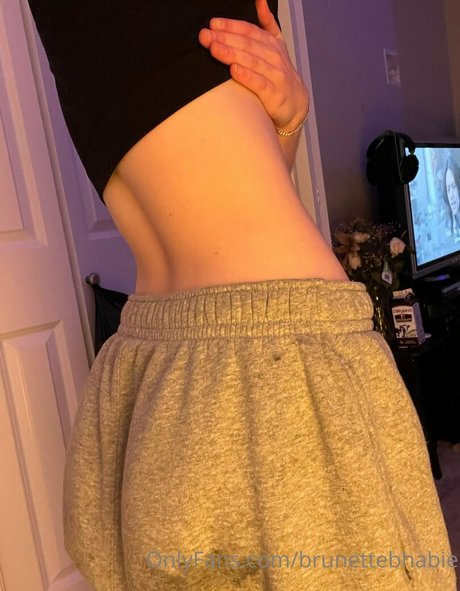 Brunettebhabie pornstar exclusive pics