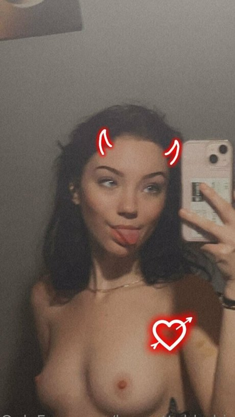 Brunettebhabie star pornographic gallery