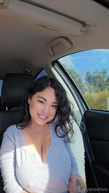 prettyanpetitex nice actress photos