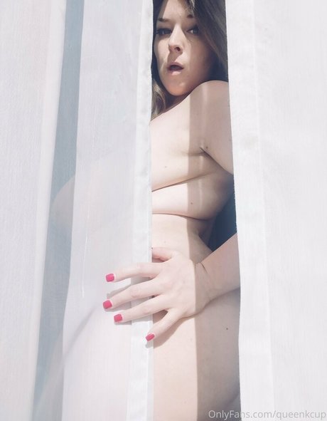 queenkcup pornstar naked pic