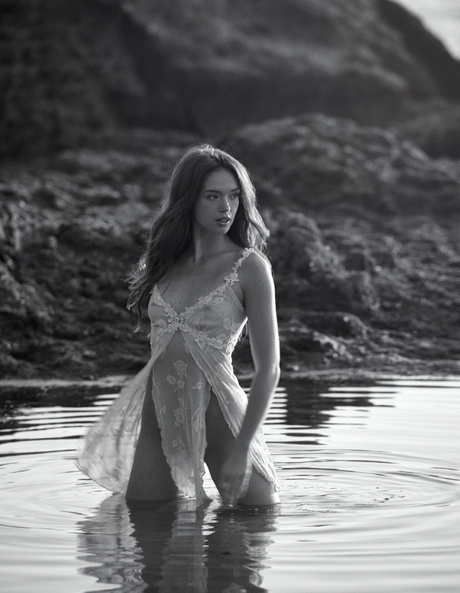 tiny tits onlyfans free porn pic