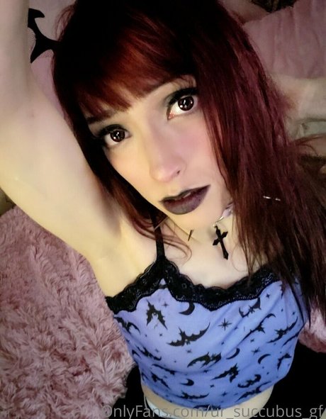 ur succubus gf xxx actress photo