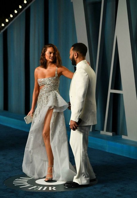 Chrissy Teigen high quality pornstar img