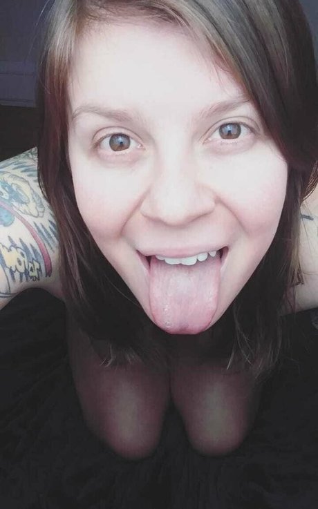 theellehell pornstar xxx gallery